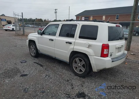 2007 Jeep Patriot Sport из США, поврежденный, VIN 1J8FF28WX7D395555